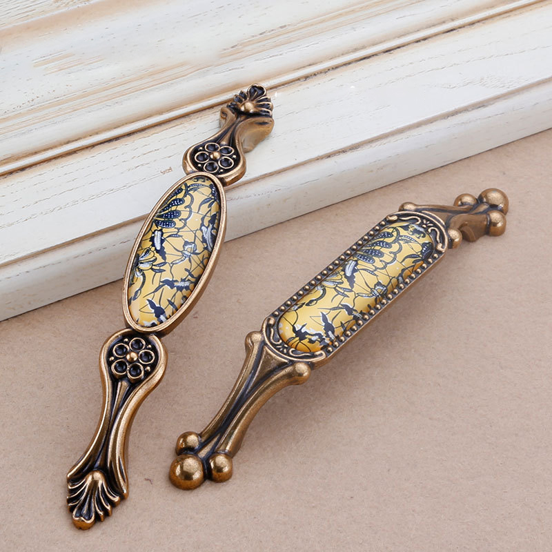 Paidu Manufacturers Classical Chinese Crystal Cabinet Wardrobe Jane European Fine Yellow Coffee Furniture Hardware Accessories