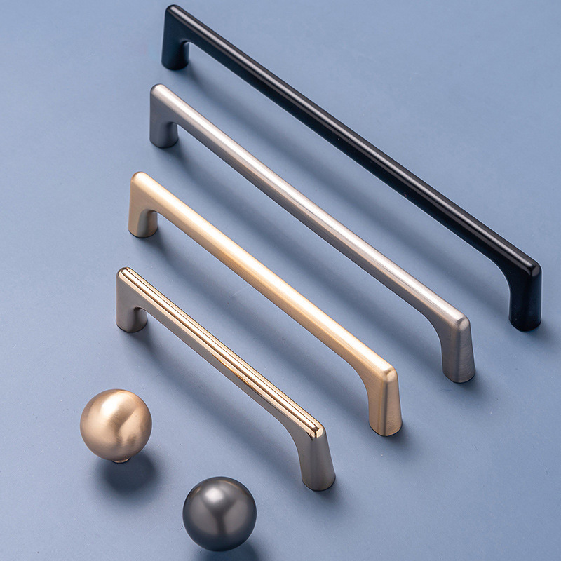 Manufacturer direct sales zinc alloy extended customized handles for wardrobes and bathroom drawers, black single-hole large cabinet door handles, luxurious and elegant.