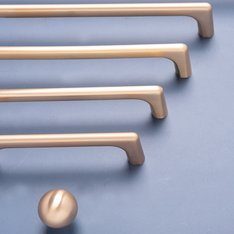 Manufacturer direct sales zinc alloy extended customized handles for wardrobes and bathroom drawers, black single-hole large cabinet door handles, luxurious and elegant.